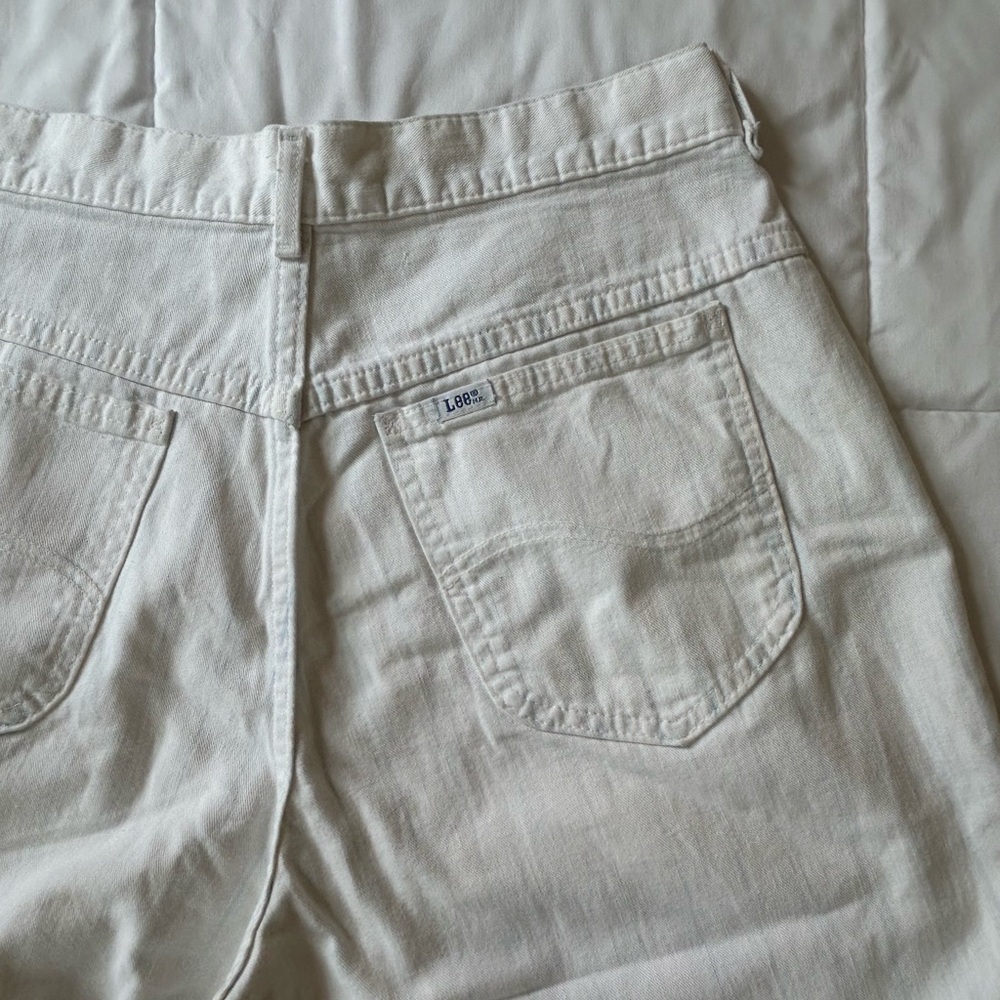 Vintage Lee ‘90s High-Rise Baggy Straight Leg White Denim Mom Jeans